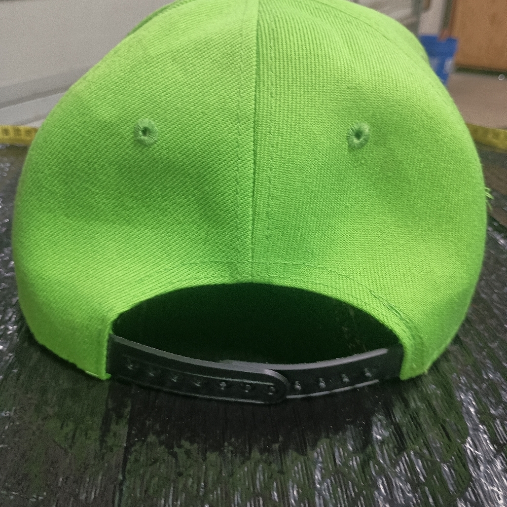 NFL Green and Black Hat Stylish Accessory - Picture 4 of 13